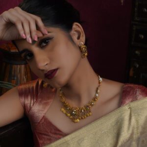 Anika 22kt necklace Anika 22kt necklace