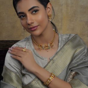 Sharvya 22kt necklace set Sharvya 22kt necklace set