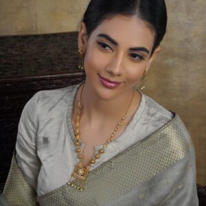 Ruhani 22kt Gold Necklace Set Ruhani 22kt Gold Necklace Set